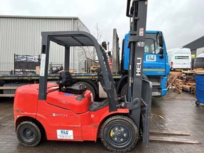 diesel forktruck 3