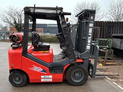 gas forktruck 2